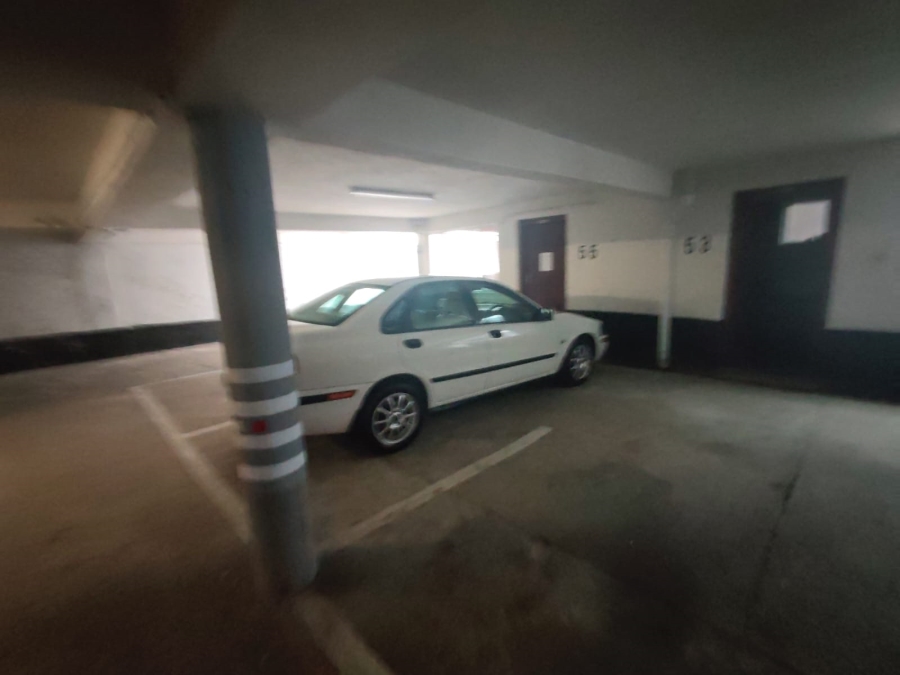 To Let 1 Bedroom Property for Rent in Humewood Eastern Cape